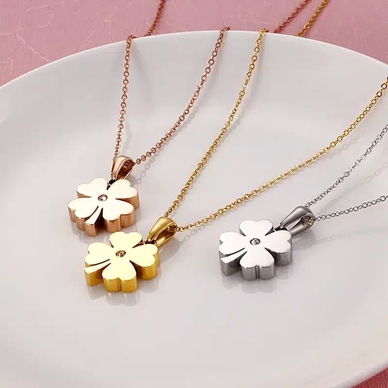 Quelle couleur de bijoux pour peau claire ? Découvrez L'ULTIME réponse pour briller avec élégance !