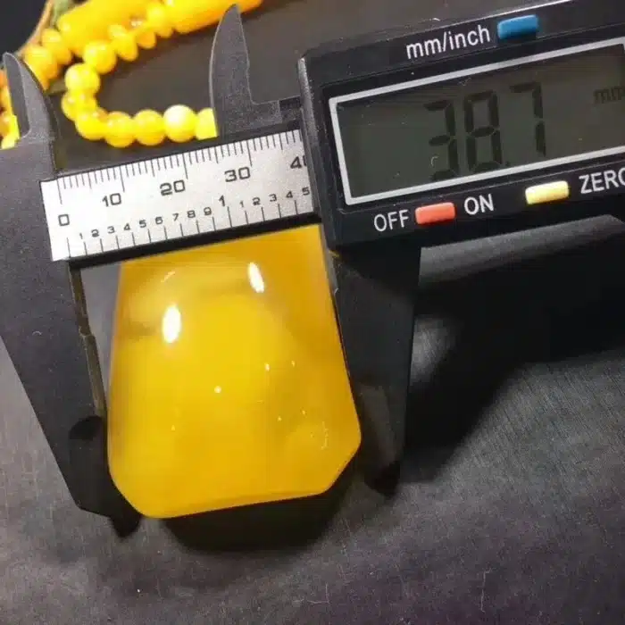 collier en ambre véritable 3