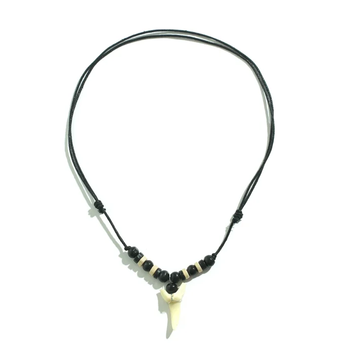 Collier dent de requin 4