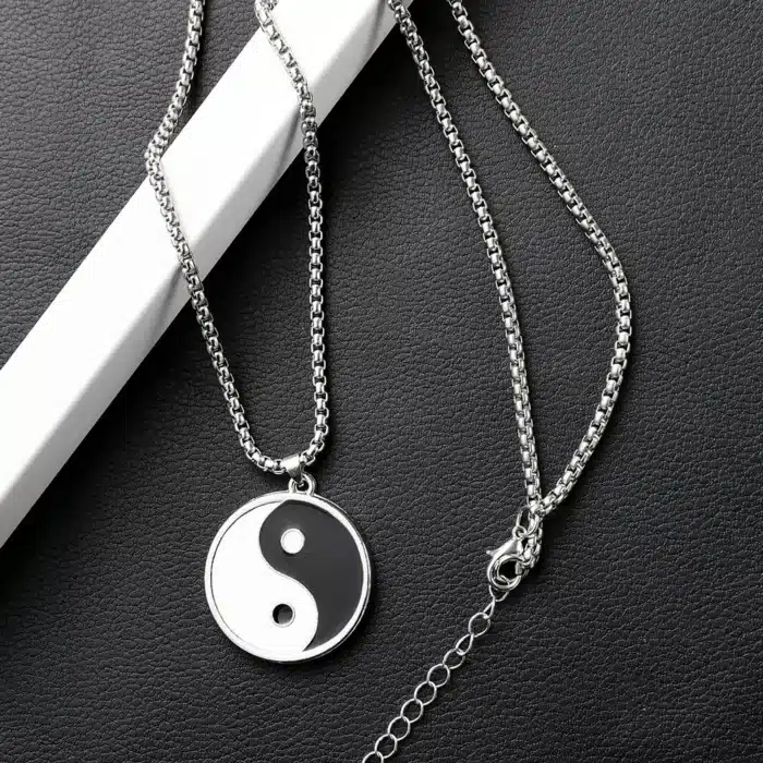 collier le yin et le yang 6