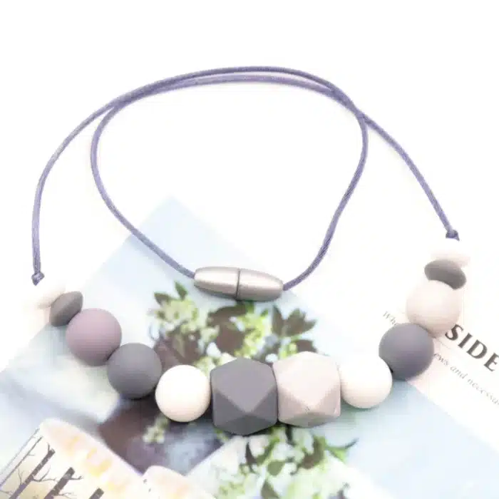 collier à mâcher TDAH 9