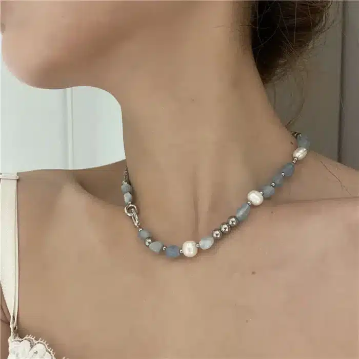collier perles bleues 6
