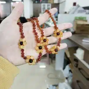 Collier d’ambre pour bébé 1