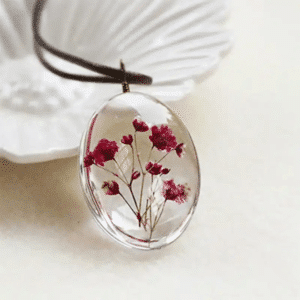 collier fleurs sechees​