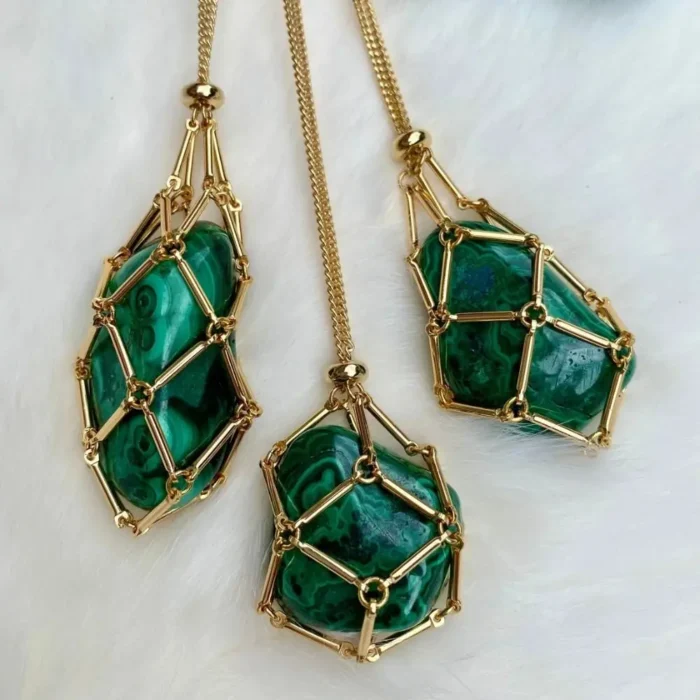 collier porte pierre​ 5