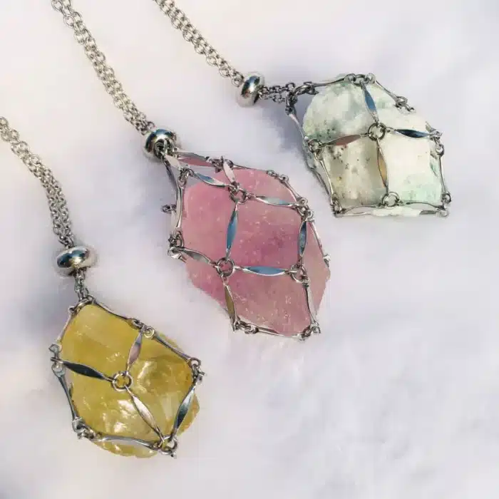 collier porte pierre​ 4