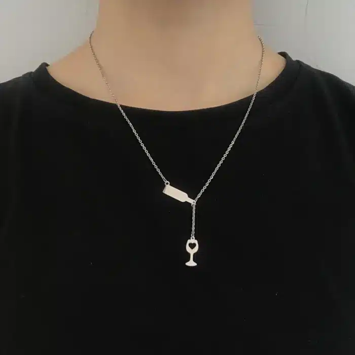 collier bouteille de champagne​ 1