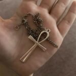 téléchargement (2) Cropped