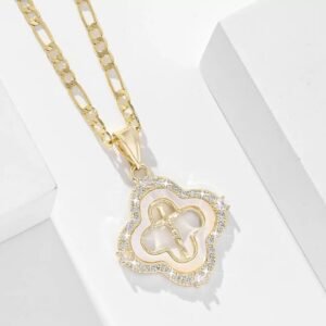 ​ collier chrétien femme