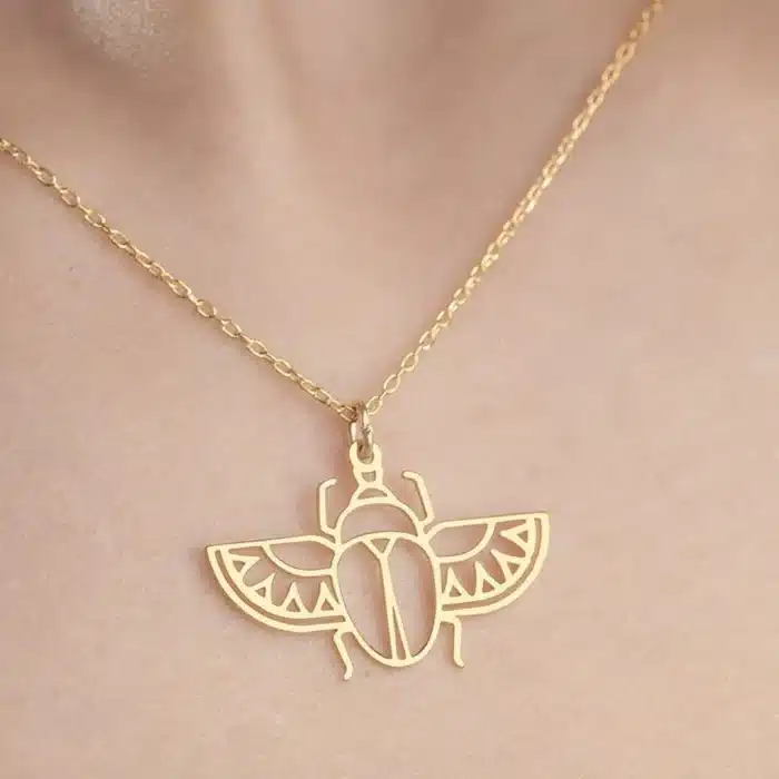 collier scarabée 2