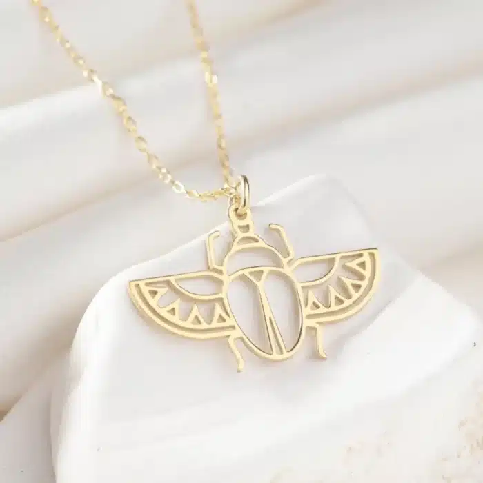 collier scarabée 4