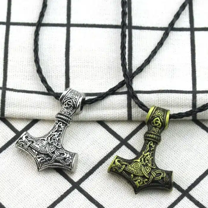 collier marteau de thor 1