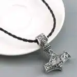collier marteau de thor 2