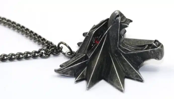collier the witcher 7