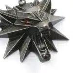 collier the witcher 6