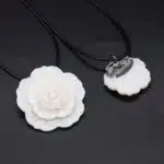 collier fleur nacre​ 5