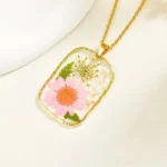 collier fleur sechees​ 3