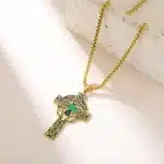collier croix celtique​ 15