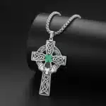 collier croix celtique​ 3