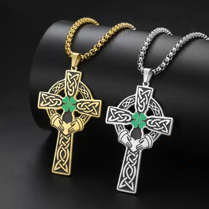 collier croix celtique​ 6
