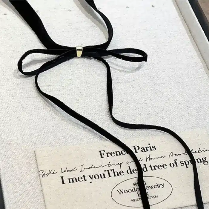 collier noeud papillon​ 9