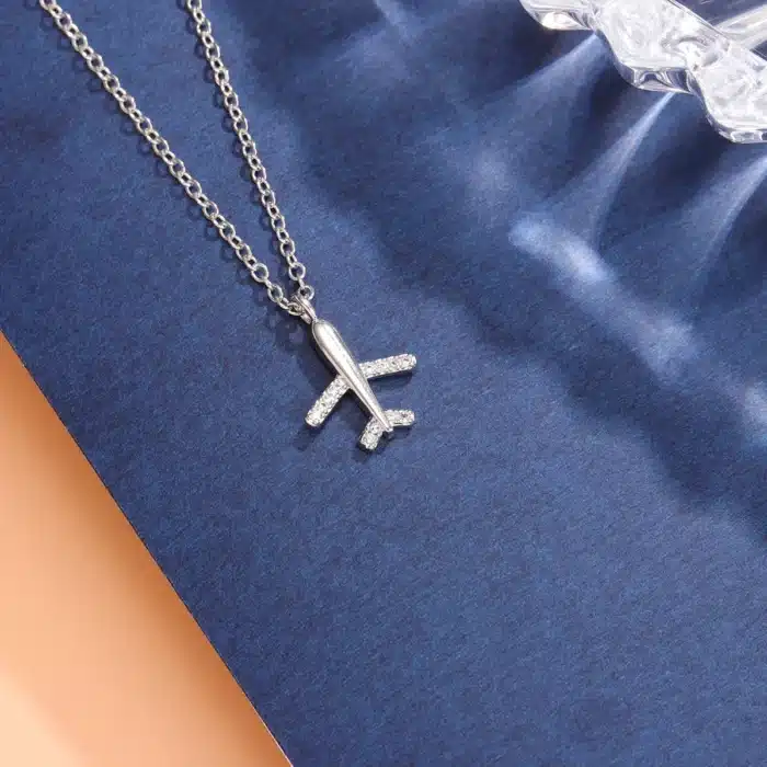 collier pendentif avion 6