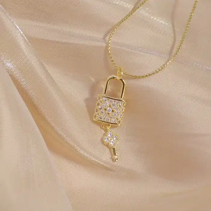 collier clé cadenas​ 1