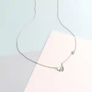 collier avion en papier 8