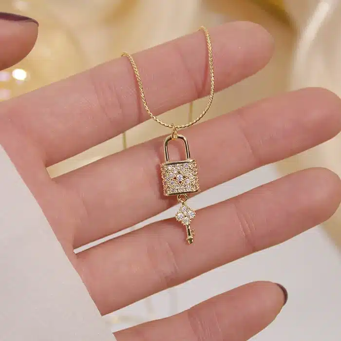 collier clé cadenas​ 2