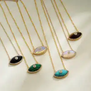 collier avec oeil grec​ 13