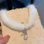 collier ras de cou hiver 1