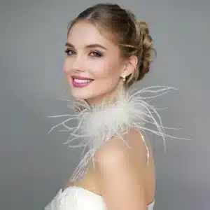 collier ras de cou plume​ 1