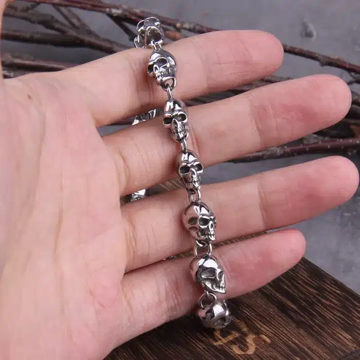 collier homme plusieurs cranes 3